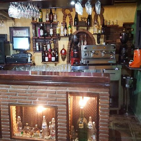 Posada Meson Mudejar Archez Bagian luar foto