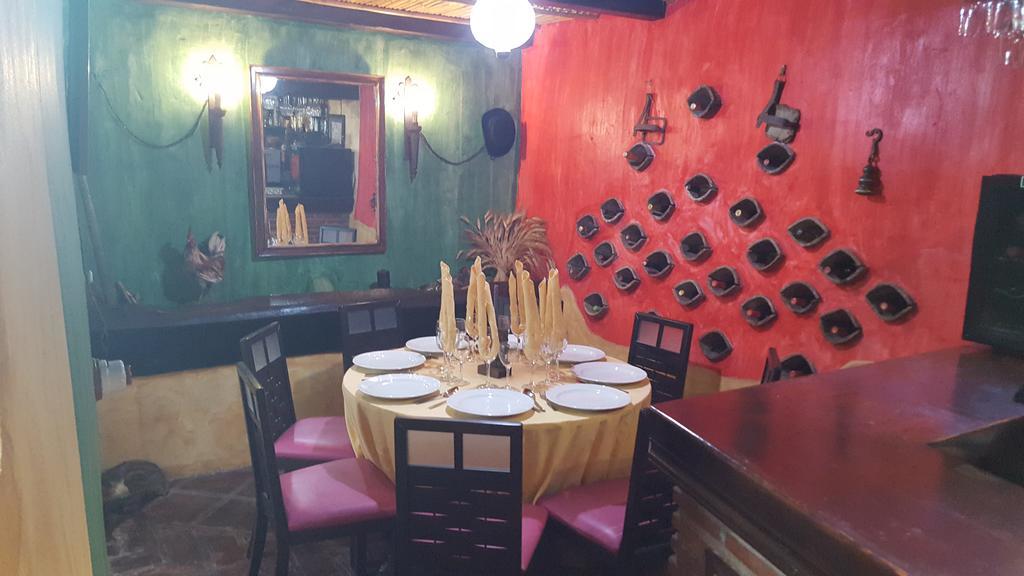Posada Meson Mudejar Archez Bagian luar foto