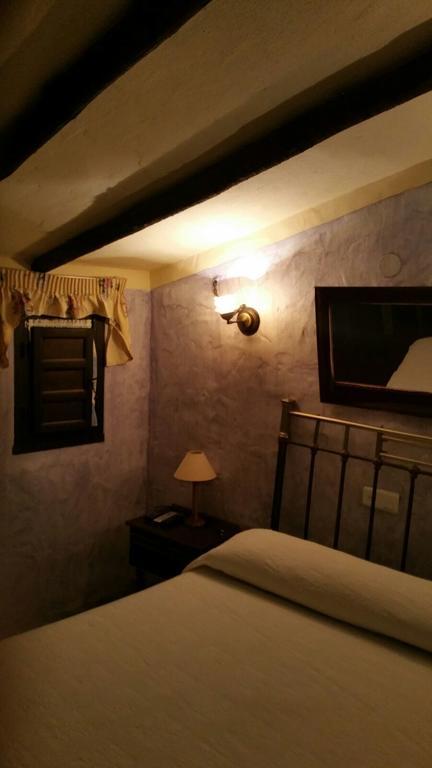Posada Meson Mudejar Archez Bagian luar foto