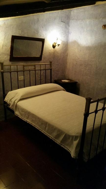 Posada Meson Mudejar Archez Bagian luar foto